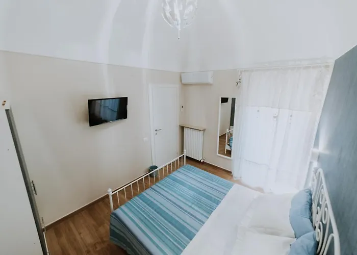 ベッド・アンド・ブレックファスト La Casa Di Achille 3*