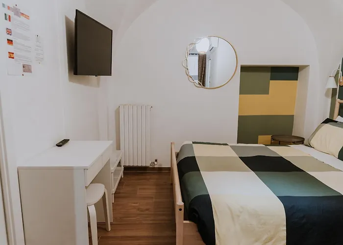 La Casa Di Achille Bed & Breakfast 3*